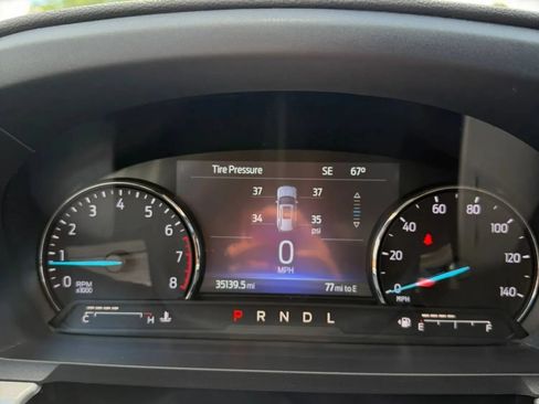 Used 2023 Ford Explorer XLT w/ Equipment Group 202A AWD/4WD image 14