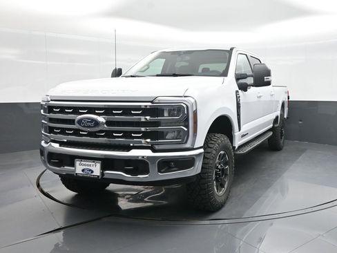New 2026 Ford F250 XLT w/ XLT Premium Package AWD/4WD image 17