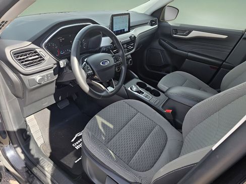 Used 2022 Ford Escape SE w/ Cold Weather Package image 26