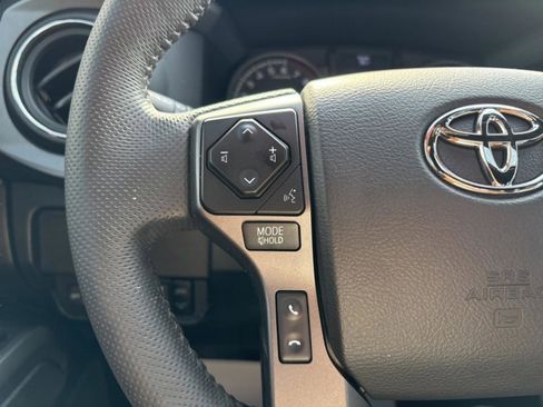 Used 2023 Toyota Tacoma TRD Off-Road w/ TRD Premium Off Road Package image 16