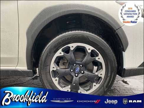 Used 2023 Subaru Crosstrek 2.0i image 9