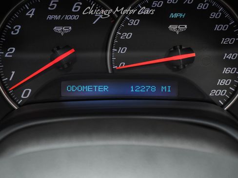 Used 2013 Chevrolet Corvette 427 w/ 1SB Preferred Equipment Group RWD image 14