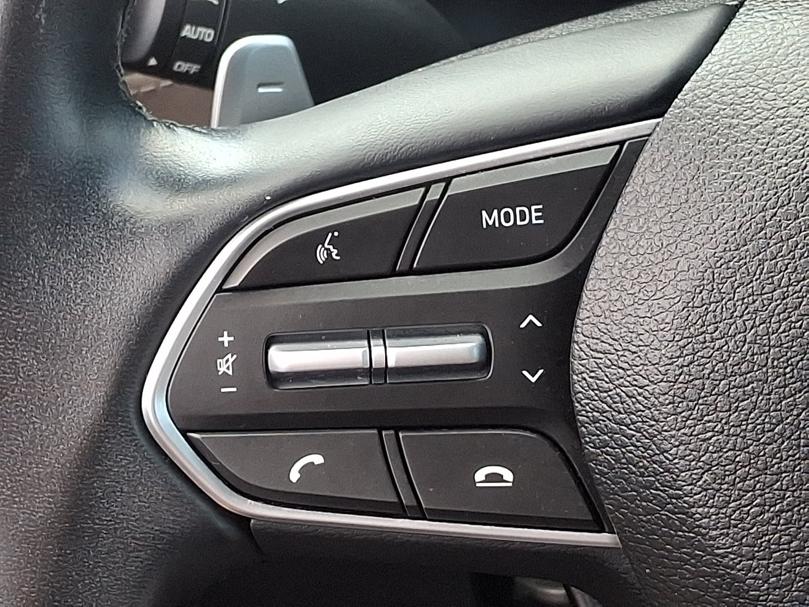 Certified 2023 Hyundai Santa Fe SEL w/ Premium Package AWD/4WD image 23