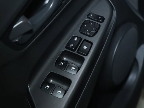 Used 2023 Hyundai Kona SEL image 16