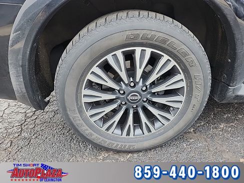 Used 2023 Nissan Armada SL w/ Midnight Edition Package image 20