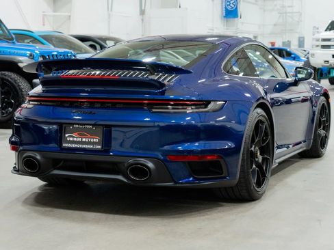 Used 2022 Porsche 911 Turbo image 8