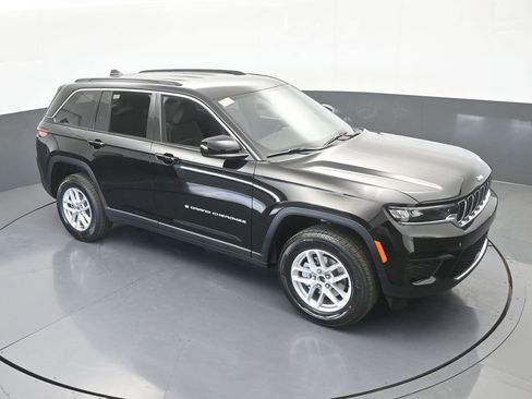 New 2026 Jeep Grand Cherokee Laredo RWD image 46