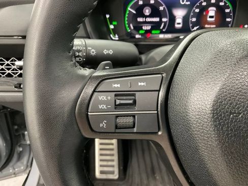 Certified 2025 Honda Accord Sport image 18
