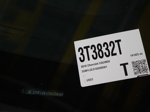 Used 2016 Chevrolet Equinox LTZ w/ Enhanced Convenience Package image 29