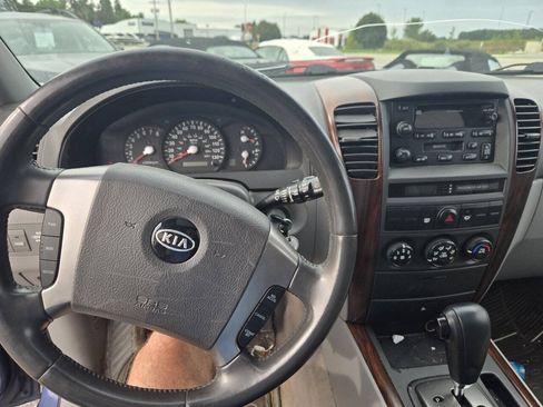 Used 2006 Kia Sorento EX AWD/4WD image 13