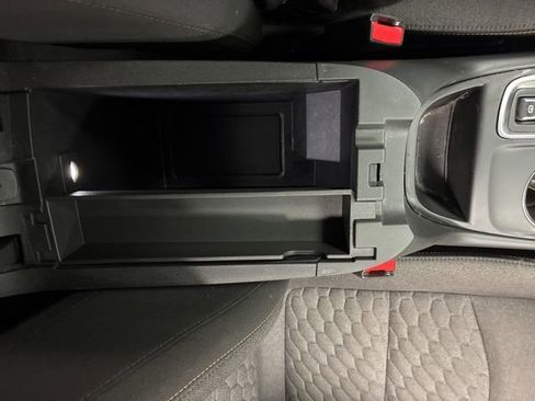 Used 2021 Chevrolet Equinox LT AWD/4WD image 36