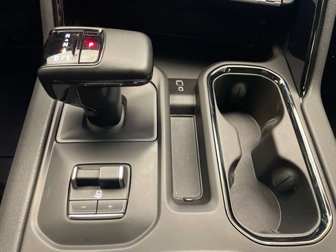 Used 2026 GMC Sierra 1500 AT4 w/ AT4 Premium Package AWD/4WD image 26