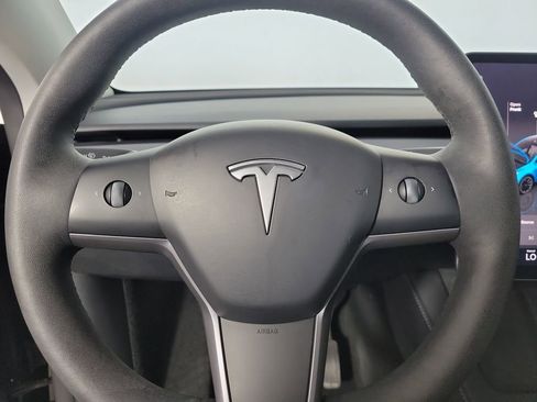 Used 2024 Tesla Model Y Long Range RWD image 14