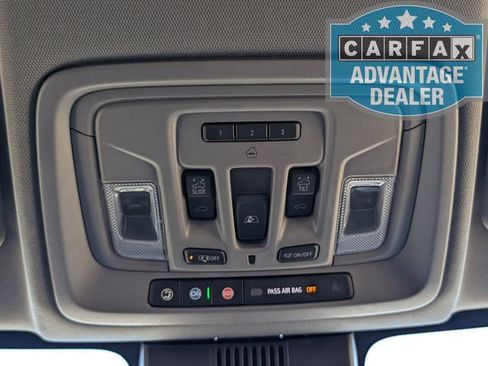 Used 2022 Chevrolet Silverado 1500 LTZ w/ LTZ Premium Texas Edition AWD/4WD image 15