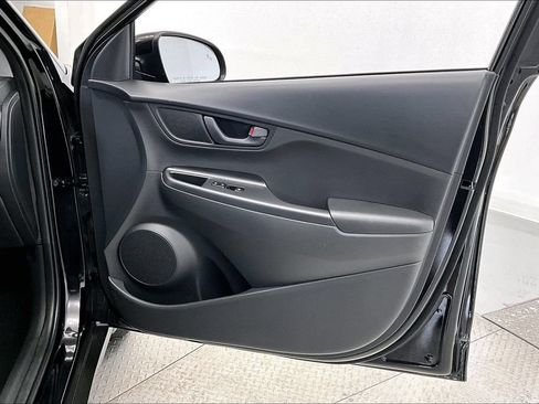 Used 2023 Hyundai Kona SEL AWD/4WD image 19