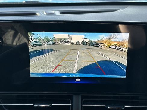 Certified 2025 Chevrolet Trax RS image 27