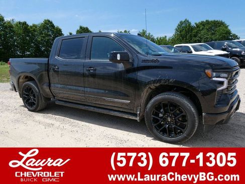 New 2026 Chevrolet Silverado 1500 High Country w/ High Country Premium Package AWD/4WD image 1