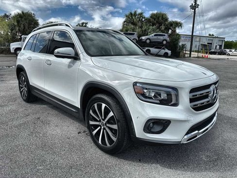 Used 2022 Mercedes-Benz GLB 250 image 8