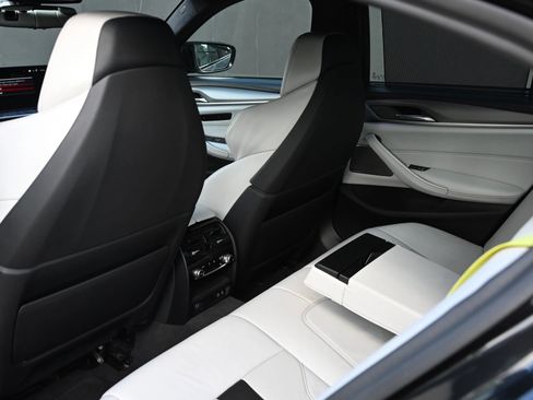 Used 2023 BMW M5 w/ Competition Package image 42