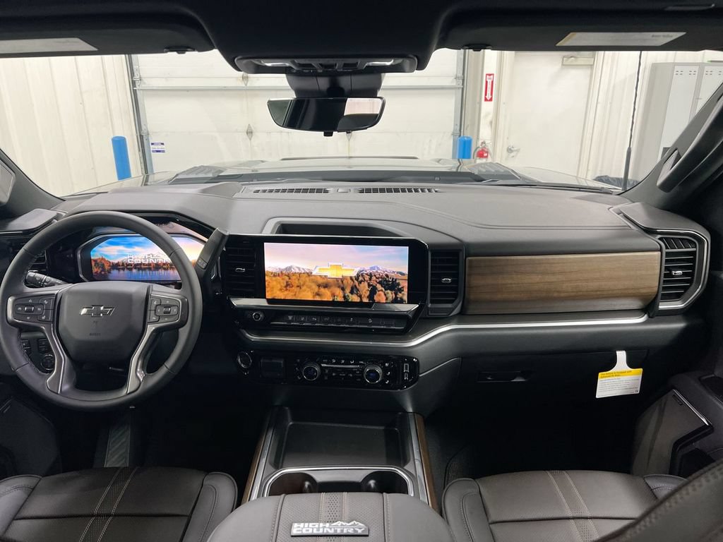 New 2026 Chevrolet Silverado 2500 High Country w/ High Country Premium Package AWD/4WD image 10
