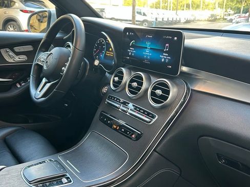 Used 2020 Mercedes-Benz GLC 300 image 25