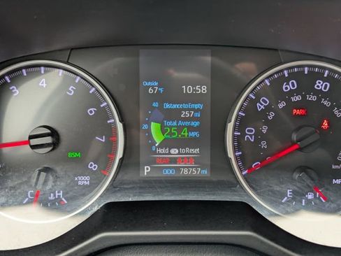 Used 2019 Toyota RAV4 XLE Premium image 24