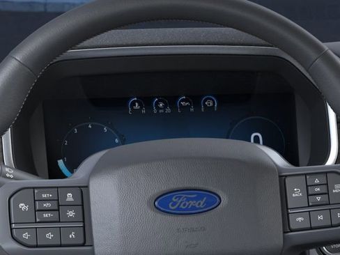 Used 2025 Ford F150 Lariat w/ Equipment Group 501A Mid AWD/4WD image 13