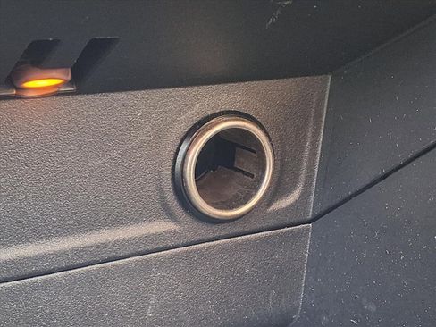 Used 2017 Subaru Forester 2.5i Touring image 20