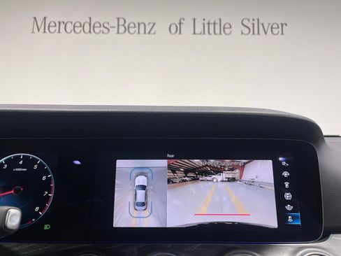 Used 2023 Mercedes-Benz E 350 4MATIC Sedan image 34