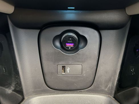 Certified 2023 MINI Cooper S w/ Signature Upholstery Package image 31