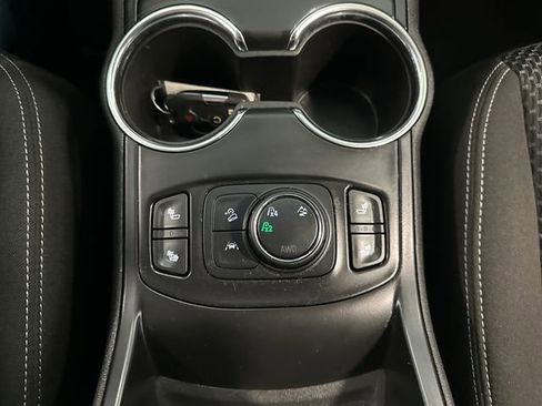 Used 2023 GMC Terrain SLE w/ Driver Convenience Package AWD/4WD image 23