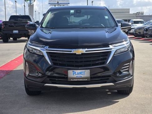 Used 2024 Chevrolet Equinox LT AWD/4WD image 2
