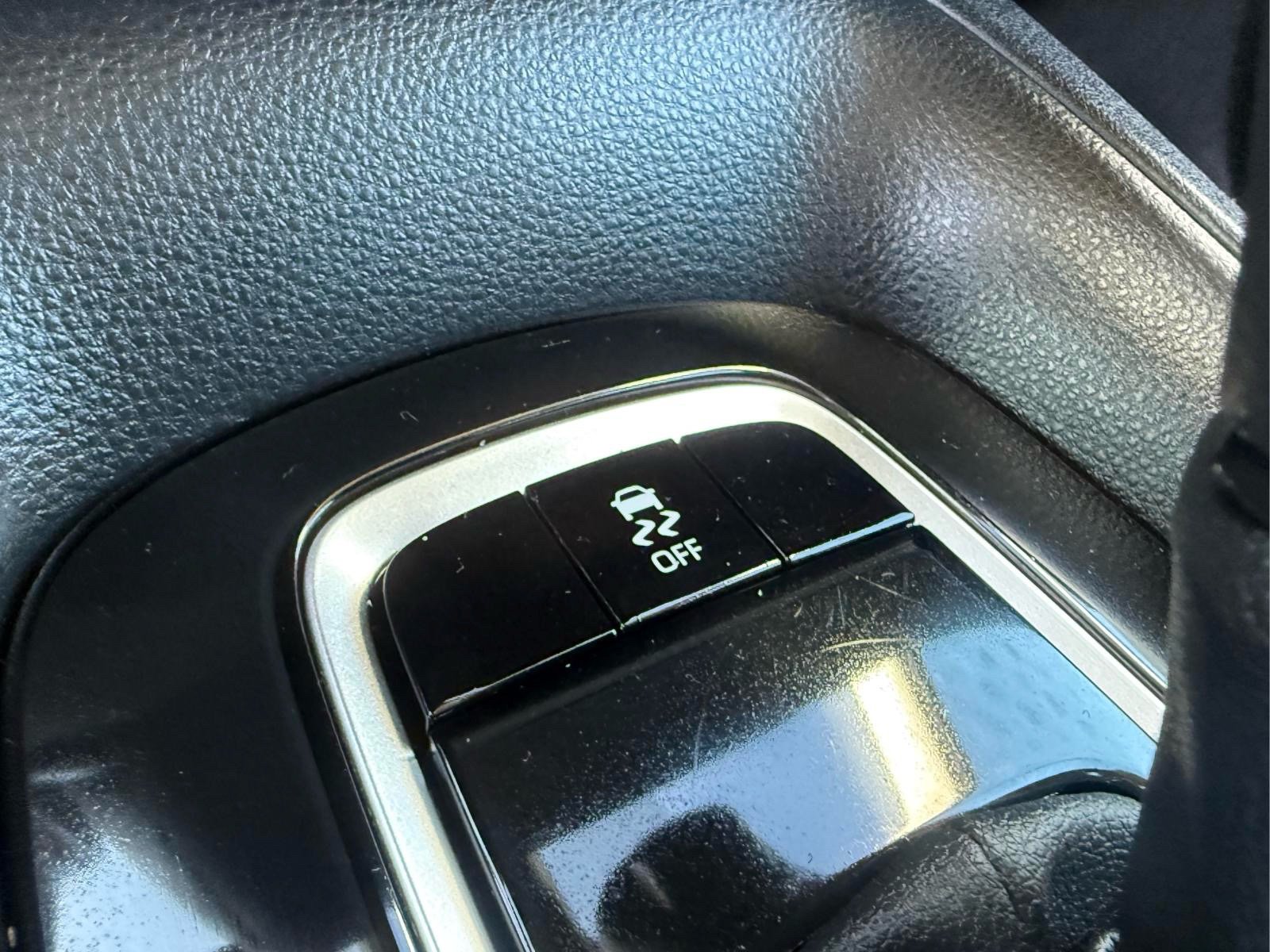 Used 2025 Toyota Corolla LE FWD image 19