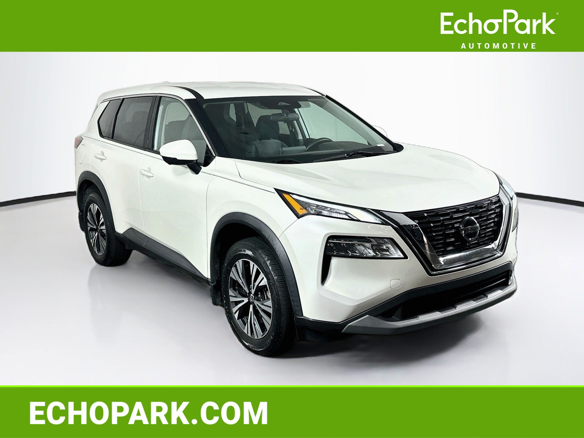 Used 2021 Nissan Rogue SV FWD image 1