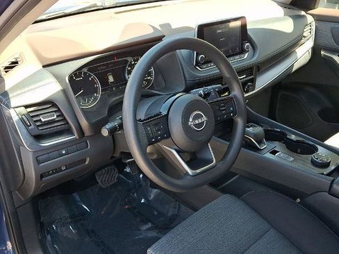 Certified 2023 Nissan Rogue SV AWD/4WD image 27