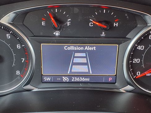 Used 2023 Chevrolet Blazer LT w/ Driver Confidence Package image 16