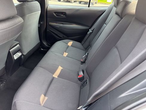 Used 2025 Toyota Corolla LE FWD image 41