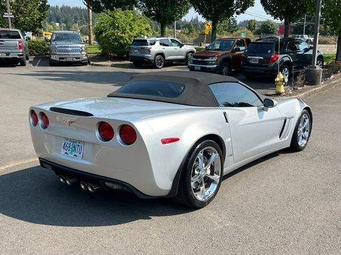 Used 2010 Chevrolet Corvette Grand Sport w/ Preferred Equipment Group RWD image 7