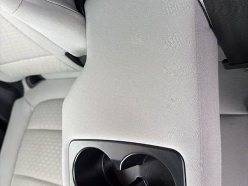 Certified 2025 Ford Escape Active image 15