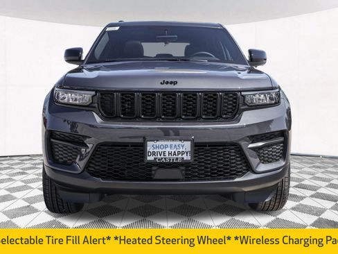 New 2025 Jeep Grand Cherokee Altitude image 10