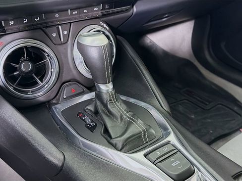 Used 2016 Chevrolet Camaro LT image 20