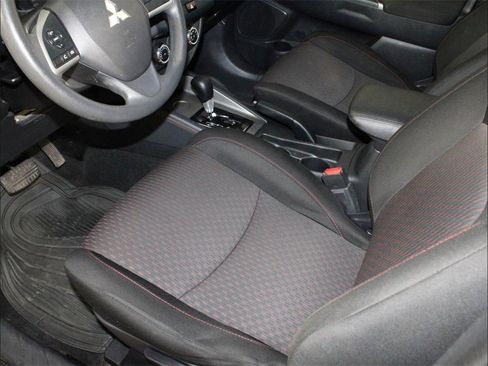 Used 2019 Mitsubishi Outlander Sport LE image 11