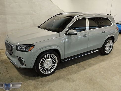 Used 2024 Mercedes-Benz Maybach GLS 600 4MATIC image 52