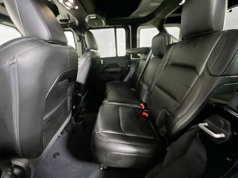 Used 2021 Jeep Wrangler Unlimited Sahara AWD/4WD image 24