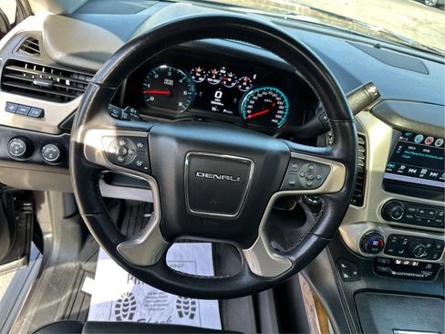 Used 2017 GMC Yukon Denali w/ Open Road Package image 19