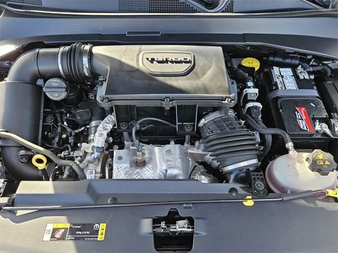 Used 2023 Jeep Compass Sport image 43