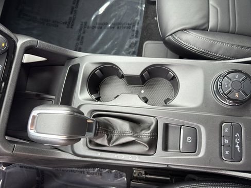 New 2025 Ford Ranger Lariat w/ FX4 Off-Road Package image 50