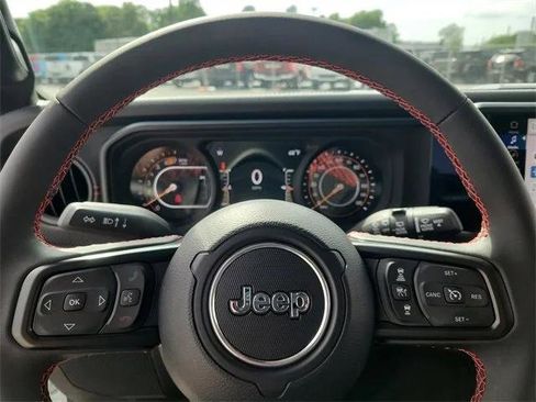 Certified 2024 Jeep Wrangler Rubicon image 20