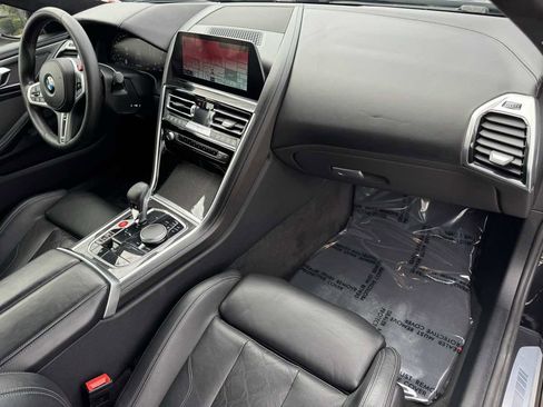 Used 2020 BMW M8 Coupe image 21