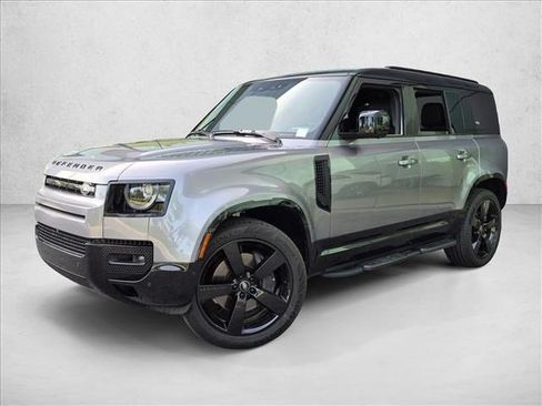 Used 2024 Land Rover Defender 110 X-Dynamic SE AWD/4WD image 1